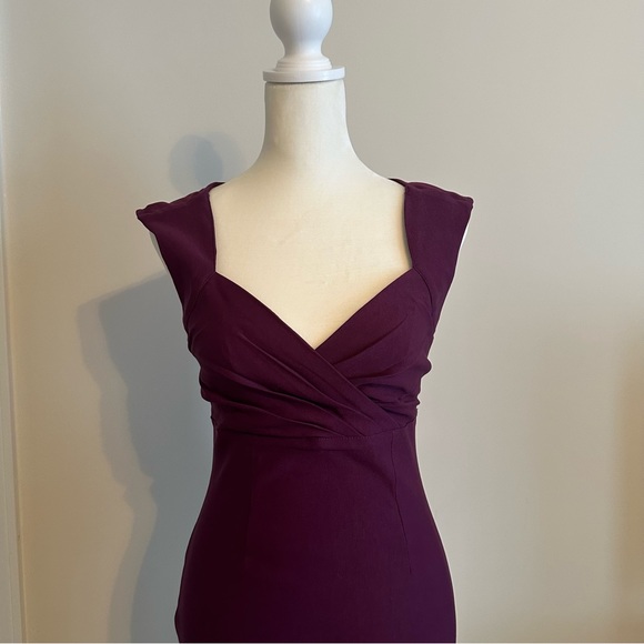 Pinup Couture Wiggle Dress - Picture 2 of 5